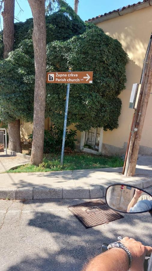 Apartman Kristina And Free Parking Mali Lošinj Exterior foto